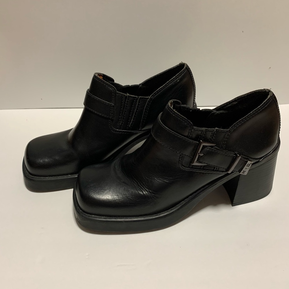 HARLEY-DAVIDSON WOMENS BLACK LEATHER SHOES/BOOTS: 9 USA/  7 UK/ 40 EUR